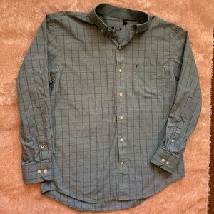 Izod Button Down